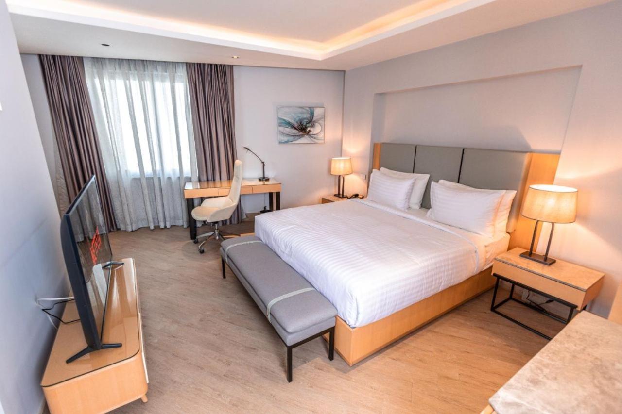 The Row Residential Hotel Αντίς Αμπέμπα Εξωτερικό φωτογραφία